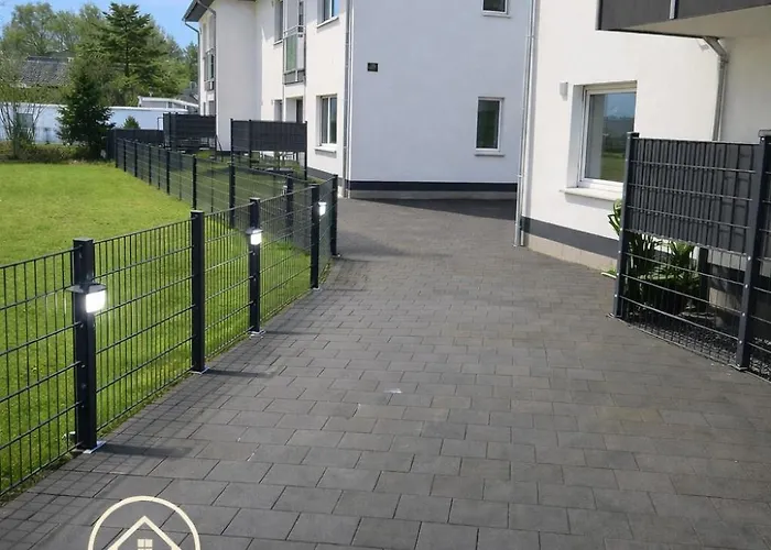 Exklusives City-apartment Mit Gartenidylle An Den Paderwiesen *